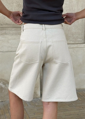 Rosen shorts Unbleached Boii Studios